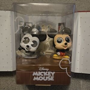 Disney Doorables Grand Entrance Mickey Mouse Duo